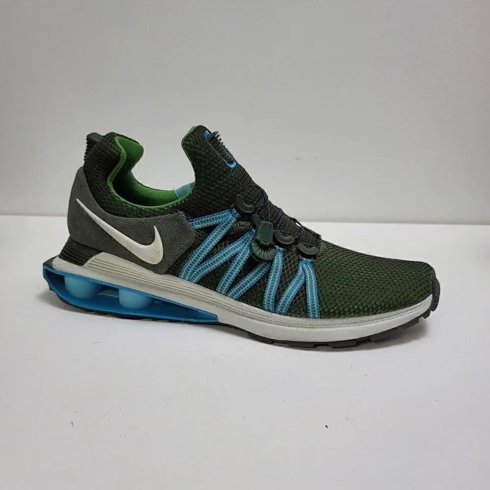The Nike Shox Gravity 'Blue Fury' sneaker size 13 - Picture 14 of 16
